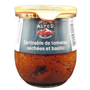 Découvrez l'excellence et l'authenticité de notre Tartinable de Tomates Séchées, une création culinaire qui éveillera vos sens. Préparé avec soin dans notre conserverie artisanale, ce tartinable incarne la passion pour les ingrédients de qualité et le savoir-faire traditionnel. Notre recette met à l'honneur les tomates séchées, sélectionnées avec rigueur pour leur goût intensément sucré et leur texture fondante. Chaque tomate est cueillie à maturité et séchée lentement au soleil, préservant ainsi toute sa saveur et son arôme. Cette explosion de goût est ensuite sublimée par une pulpe de tomates de choix, apportant une fraîcheur et une onctuosité inégalées. Le basilic et le thym, herbes aromatiques emblématiques de la cuisine méditerranéenne, viennent enrichir notre tartinable de leur parfum envoûtant. Ces ingrédients ajoutent une note de fraîcheur et une harmonie subtile de saveurs qui éveillent vos papilles à chaque bouchée. L'huile d'olive extra vierge, nectar précieux et symbole de la gastronomie méditerranéenne, apporte une touche de raffinement à notre tartinable. Elle permet de rehausser les saveurs, de sublimer les ingrédients et de donner une texture veloutée à chaque cuillerée. Notre Tartinable de Tomates Séchées est le compagnon idéal pour vos apéritifs gourmands. Étalez-le généreusement sur des tranches de pain croustillant ou accompagnez-le de crackers, pour une explosion de saveurs en bouche. Il peut également être utilisé comme base pour vos tartes, pizzas ou autres créations culinaires, ajoutant une touche de soleil à vos recettes. En choisissant notre Tartinable de Tomates Séchées, vous optez pour un produit artisanal, respectueux de l'environnement et des traditions culinaires. Nous nous engageons à privilégier les ingrédients issus de l'agriculture durable et à préserver l'authenticité des saveurs. Découvrez dès maintenant la magie de notre Tartinable de Tomates Séchées et laissez-vous emporter par cette explosion de saveurs ensoleillées. Offrez-vous un voyage gustatif en Méditerranée, sans quitter votre table. Commandez dès maintenant notre Tartinable de Tomates Séchées et apportez une touche de sophistication à vos moments de convivialité. Créez des instants inoubliables en partageant ce trésor culinaire avec vos proches. Ne manquez pas l'occasion de déguster notre Tartinable de Tomates Séchées, véritable invitation à la gourmandise et à l'évasion culinaire. Faites de votre assiette une explosion de saveurs et découvrez pourquoi ce tartinable est devenu un incontournable de notre conserverie artisanale.